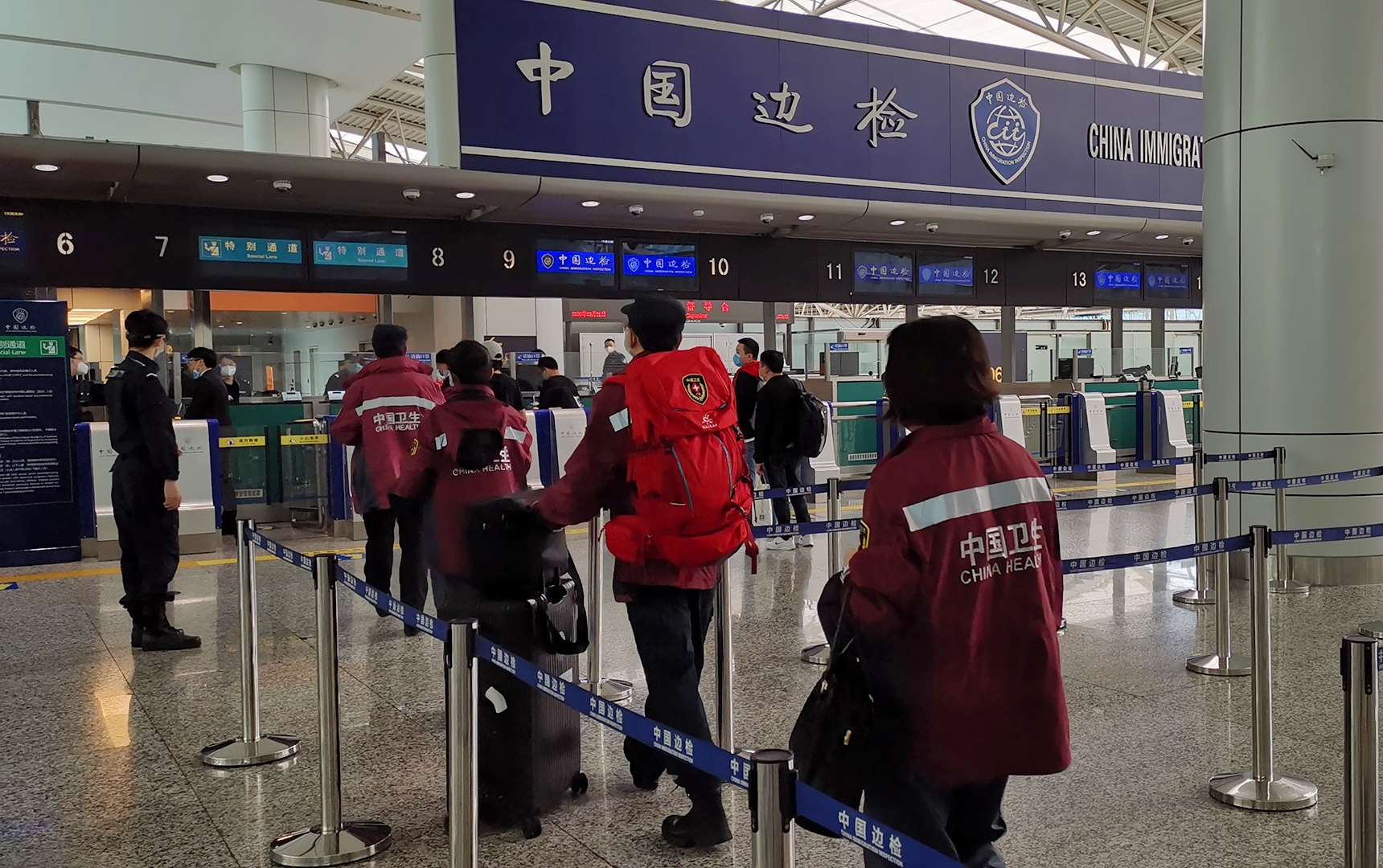 养老金融服务：长江养老在您身边 一路温暖护航