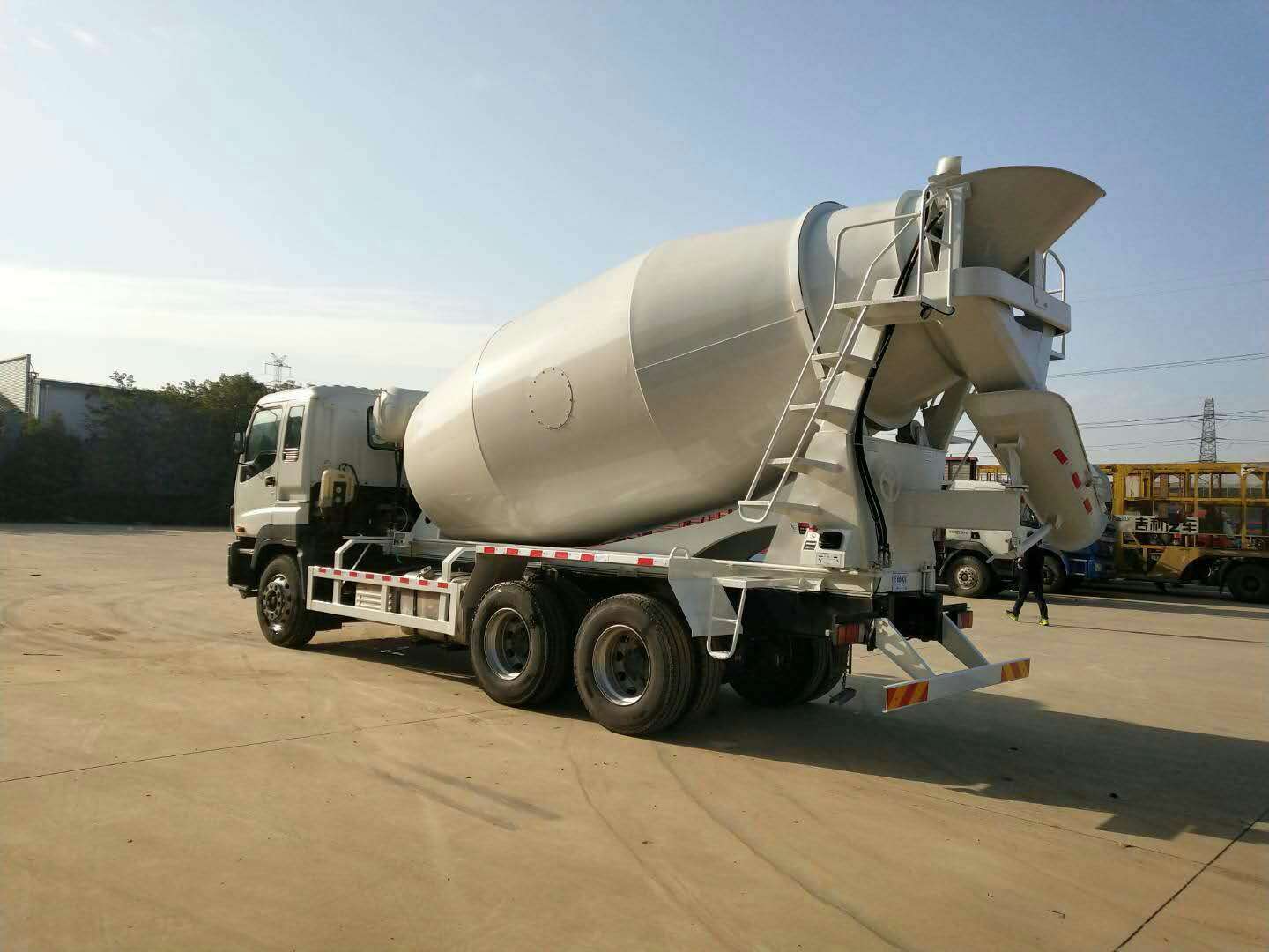 【库存】4月10日高顺顺丁橡胶企业库存3.06万吨