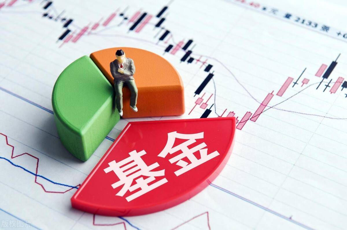 新华网金融行研｜公募基金规模创新高 二季度债基增量贡献大