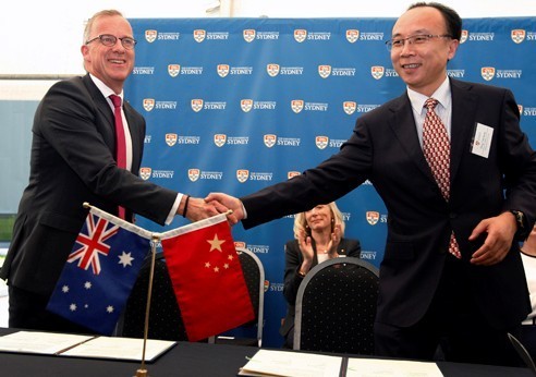 银联国际与澳大利亚旅游局签署合作备忘录 提升“十一”赴澳游客跨境支付体验