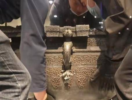 国博新展浓缩青铜时代曾楚艺术