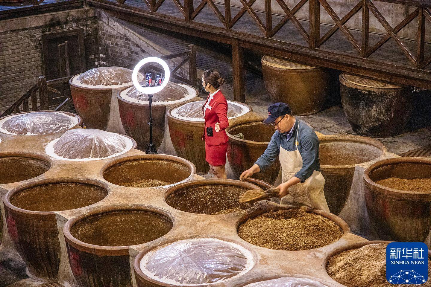 “国社之镜·世纪光影”新华社新闻摄影展|硬核实力(上篇)