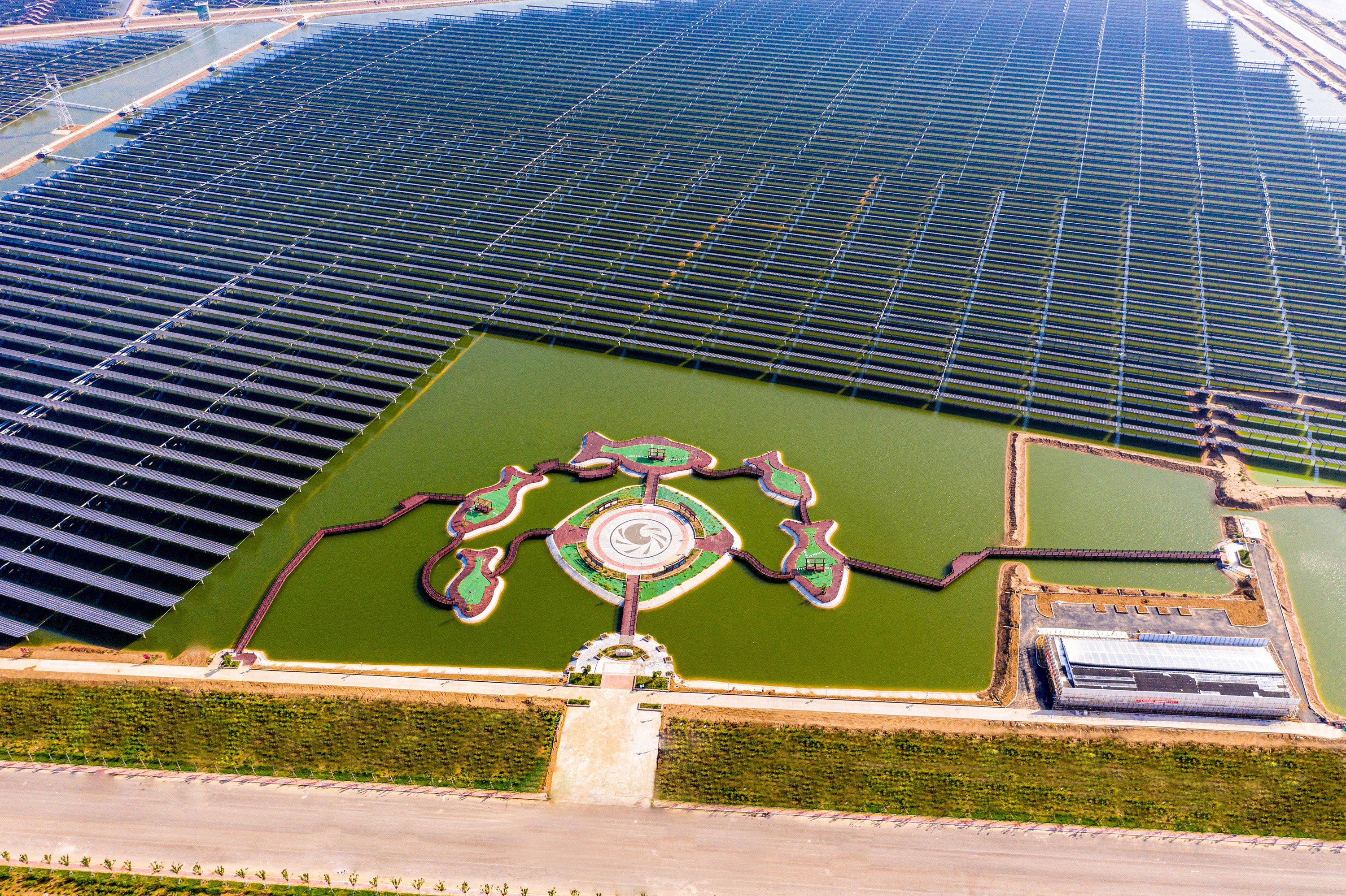 前三季度信贷结构持续优化 金融支持实体力度稳固