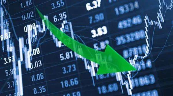 合成橡胶期货10月17日主力小幅下跌1.95% 收报15325.0元