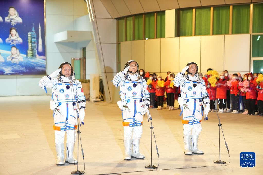 酒泉卫星发射中心全力备战神舟十九号任务