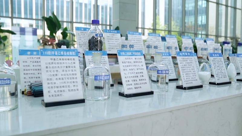 中国经济样本观察·“镇”了不起｜一缕“假”发“真”给力！“梳”出两百亿元大市场