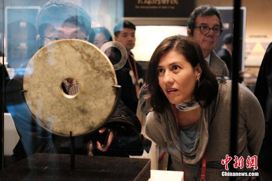 “良渚论坛”浙江历史经典产业展举行