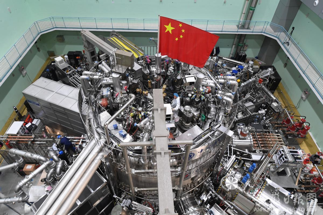 全超导托卡马克核聚变实验装置创造“亿度千秒”世界纪录