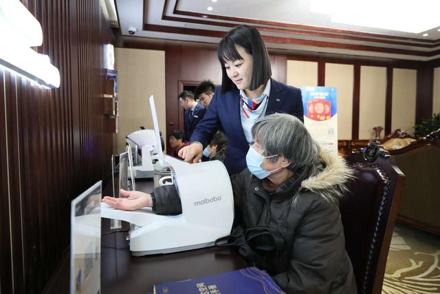 经济政策一线微观察｜激活银发经济新蓝海 旅游专列助力“老有所乐”