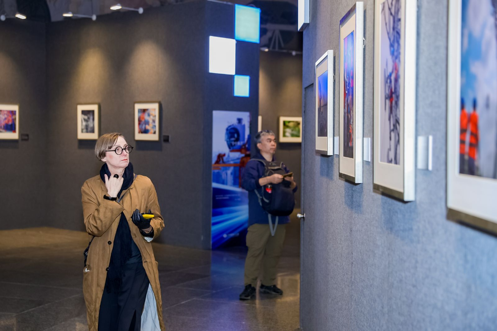 网络发展新图景成就展在京开幕