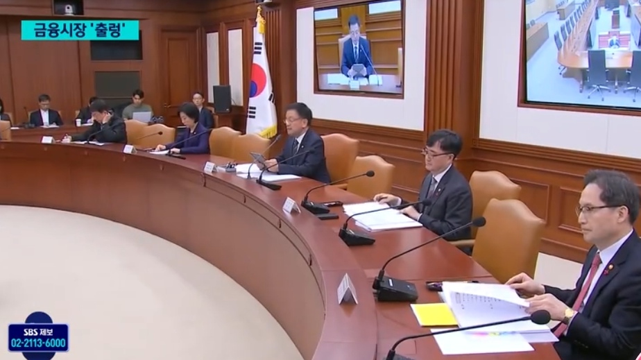 支持政策相继落地 险资长钱入市仍有空间