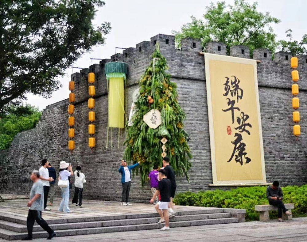 端午遇“六一”点燃文旅融合新活力——2025端午假日经济观察