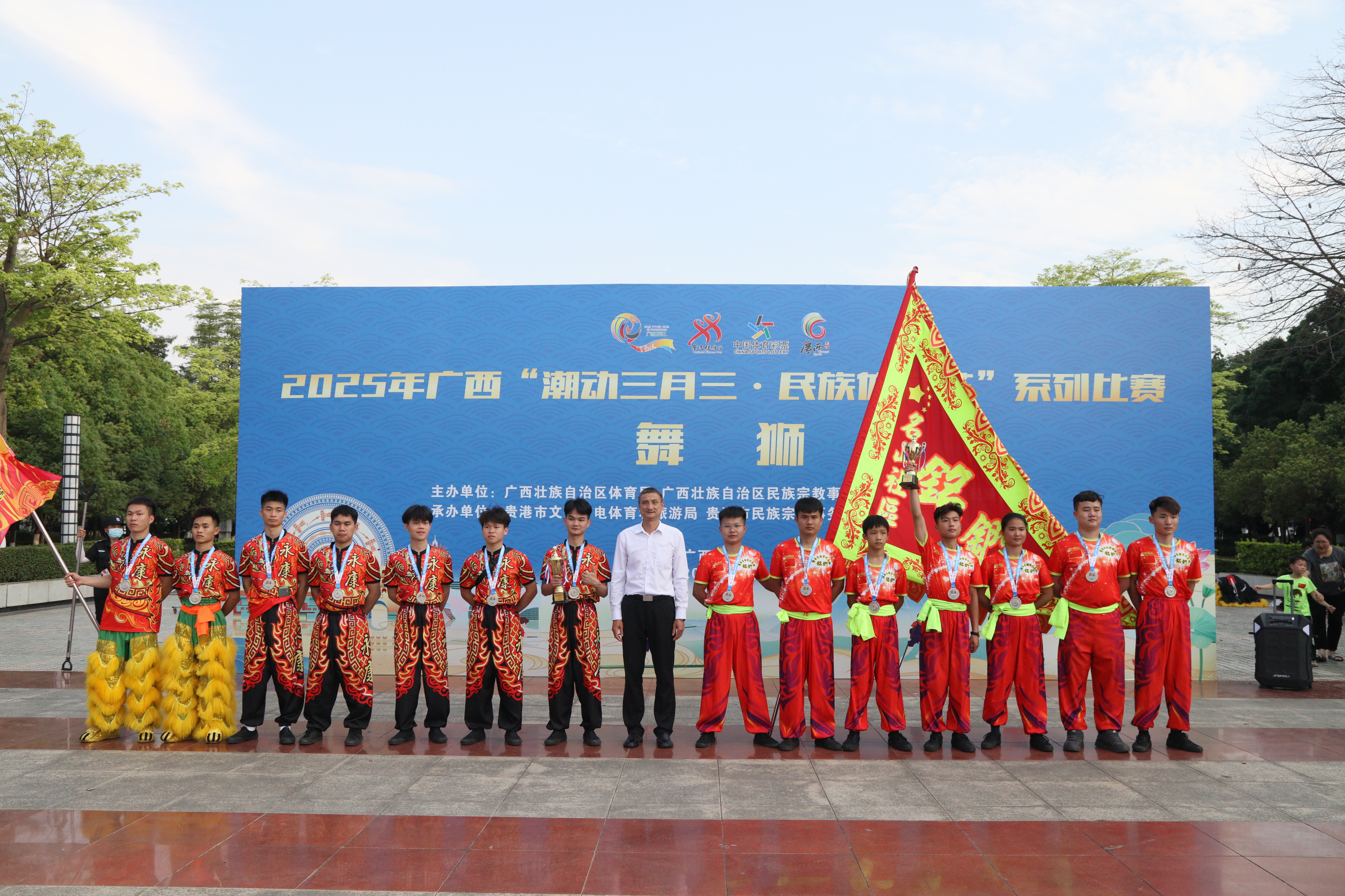 南博会上刮起“最炫民族风”