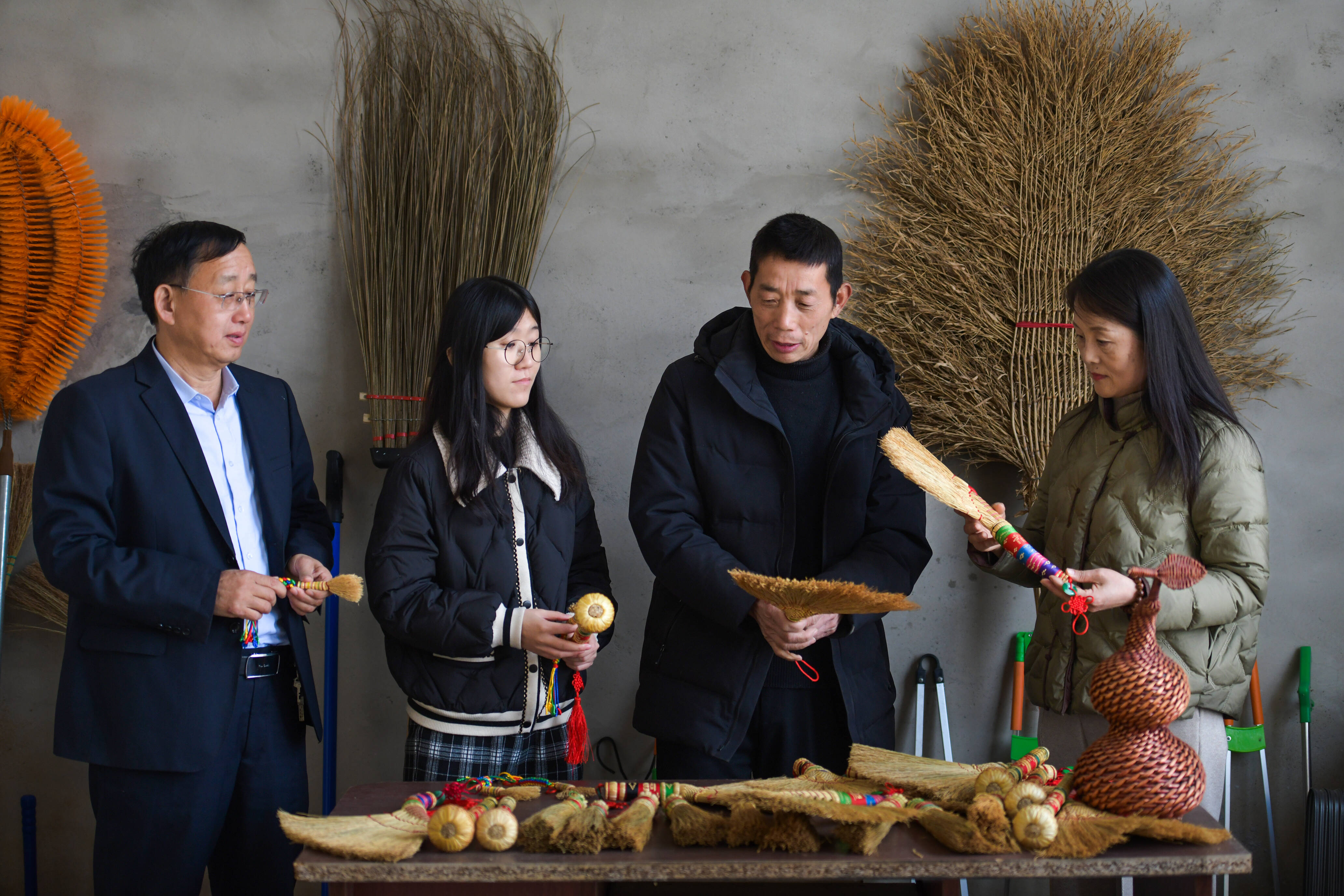 两部门：鼓励金融机构加大乡村振兴资金投放