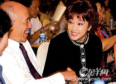 中老青年艺术家交流展在老挝拉开序幕