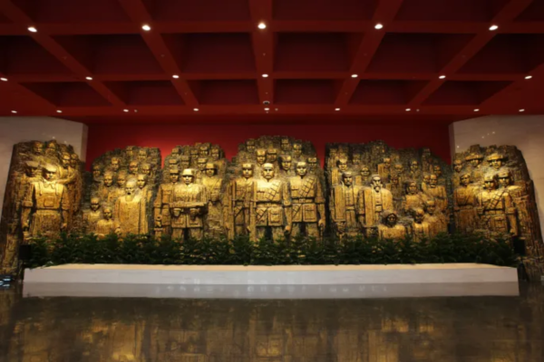 近400件文物亮相纪念特展 全景式展现华侨抗战历史