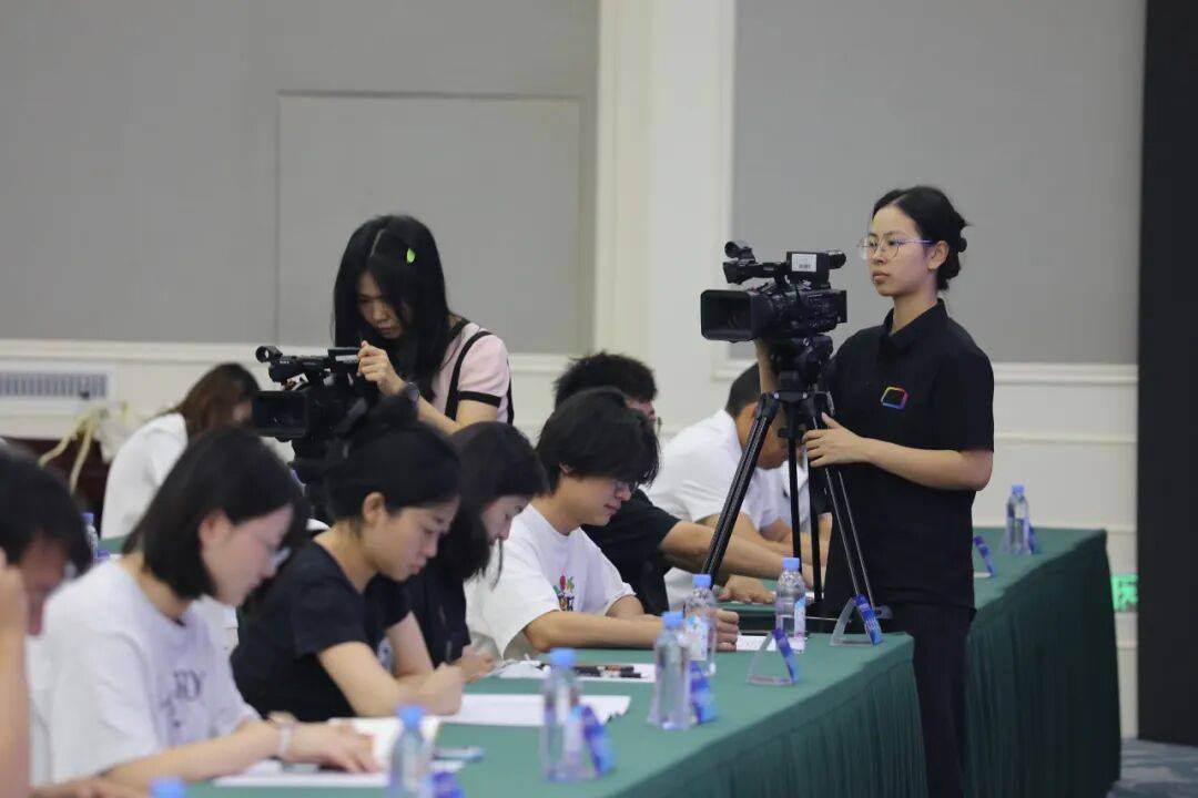 2025世界清洁能源装备大会|尹刚：以“风光”为主的新能源发展要依托储能去提高消纳能力和收益空间